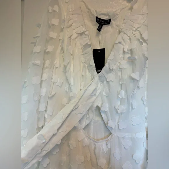 NWT Eloquii Size 20 White Textured Cut-Out Maxi Dress 3/4 Sleeve - Picture 2 of 4